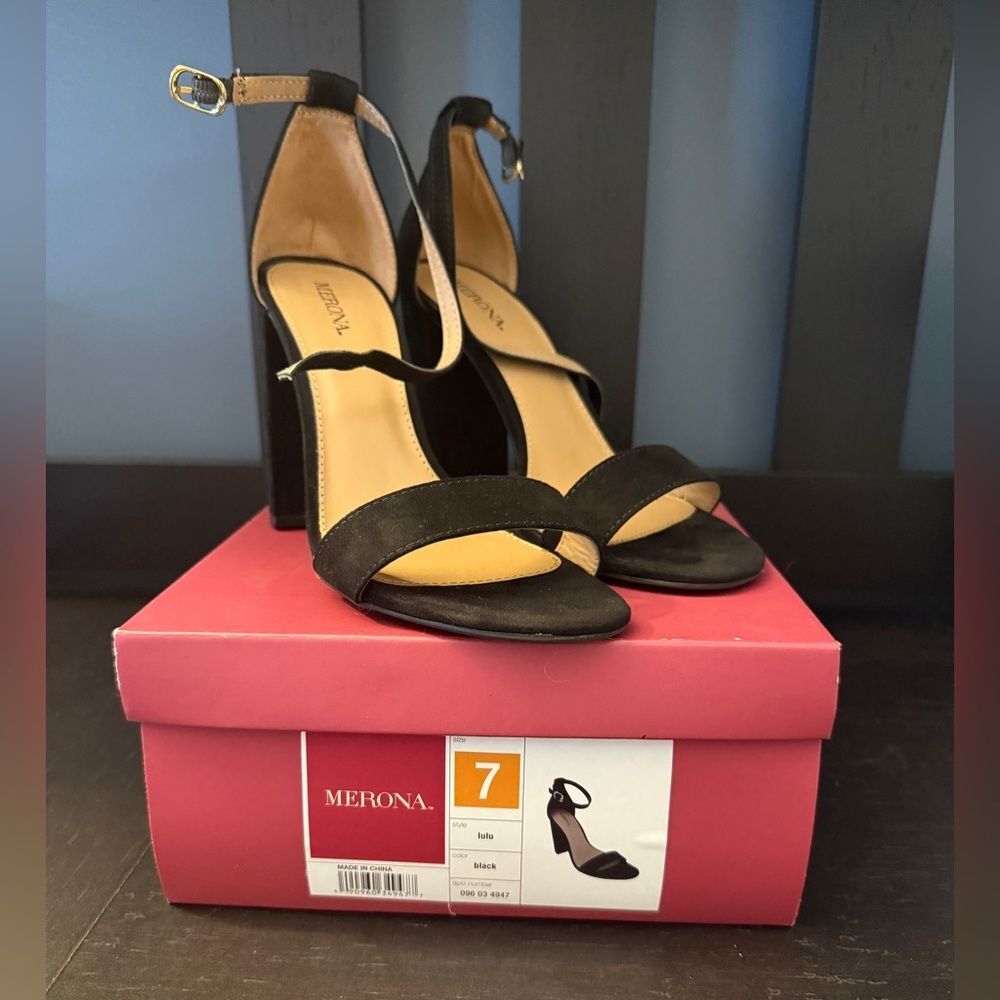 Merona Lulu Black Block Heel Ankle Strap Sandal Pumps Women’s Size 7